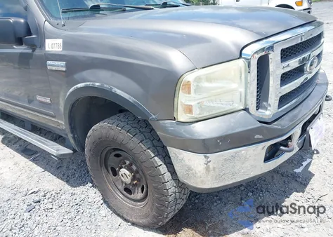 2005 Ford F-250 Lariat/Xl/Xlt из США, поврежденный, VIN 1FTSW21P65EA00254